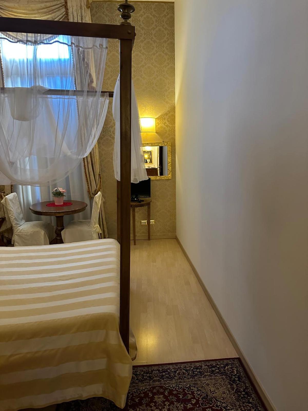 Dimora Al Doge Beato Vista Canale Venesia Bagian luar foto