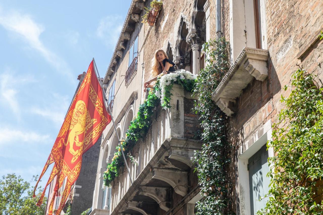 Dimora Al Doge Beato Vista Canale Venesia Bagian luar foto