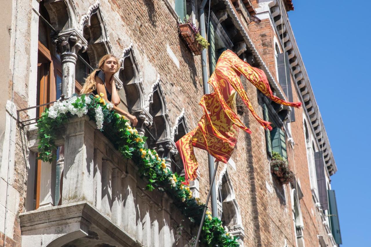 Dimora Al Doge Beato Vista Canale Venesia Bagian luar foto