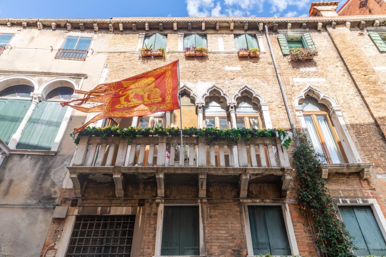Dimora Al Doge Beato Vista Canale Venesia Bagian luar foto