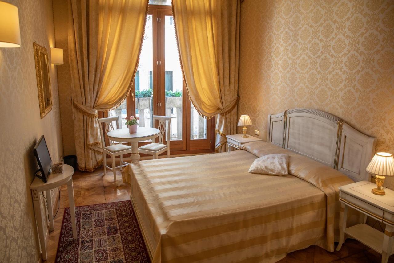 Dimora Al Doge Beato Vista Canale Venesia Bagian luar foto
