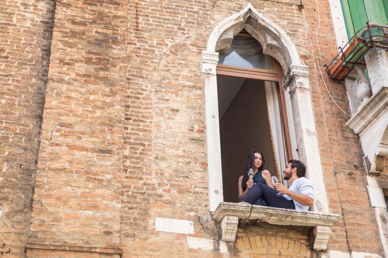 Dimora Al Doge Beato Vista Canale Venesia Bagian luar foto